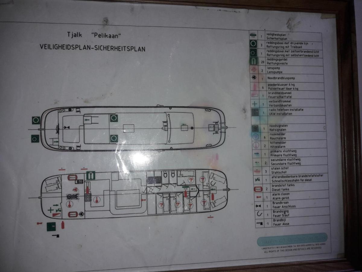 Tjalkjacht Pelikaan Enkhuizen Vandrehjem Eksteriør billede